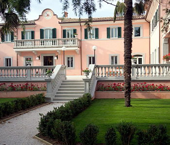Albergo 4 stelle Montefalco - Albergo Villa Zuccari